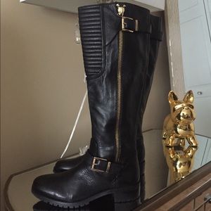 Brand New Vince Comuto leather boots Sz 7